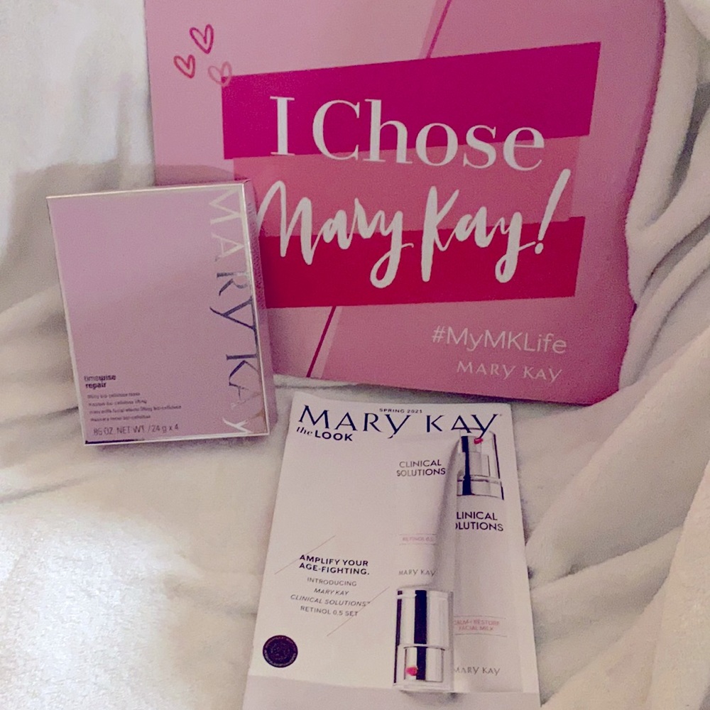 Brand New Mary Kay TimeWise Repair Lifting bio-cellulose Mask.